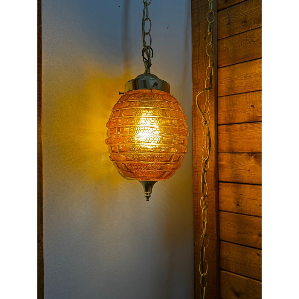 Vintage Faceted Amber Glass Hanging Swag Lamp Globe Shade Gold MCM Chain Ripple